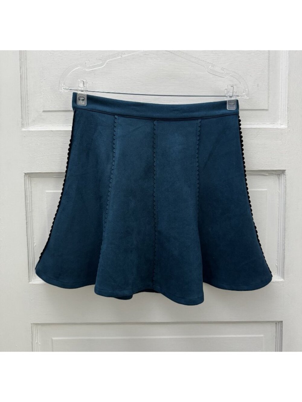 Francesca’s Teal Faux Suede Fit & Flare Skirt Women’s Small Scalloped